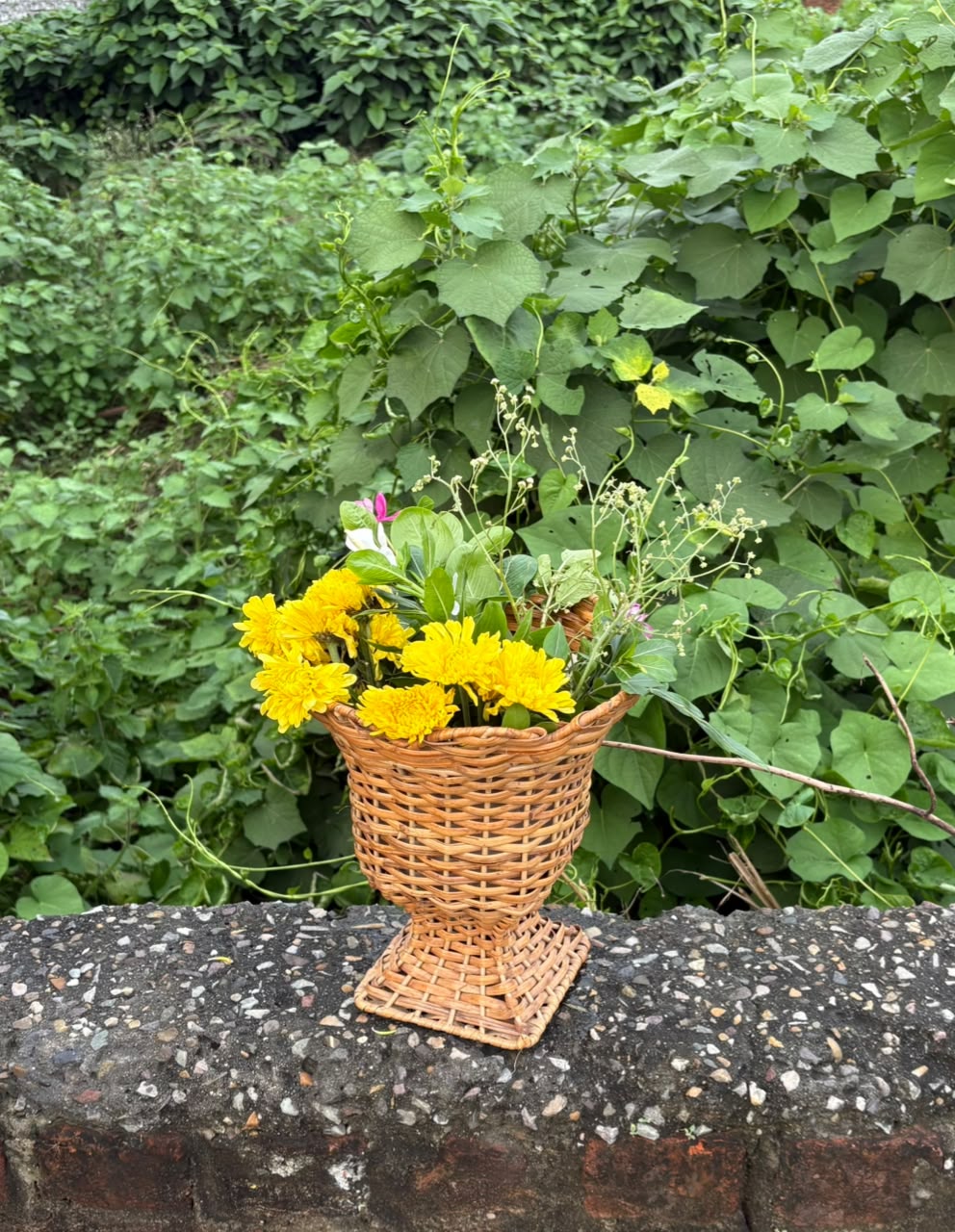 SMALL RATTAN URN VASE